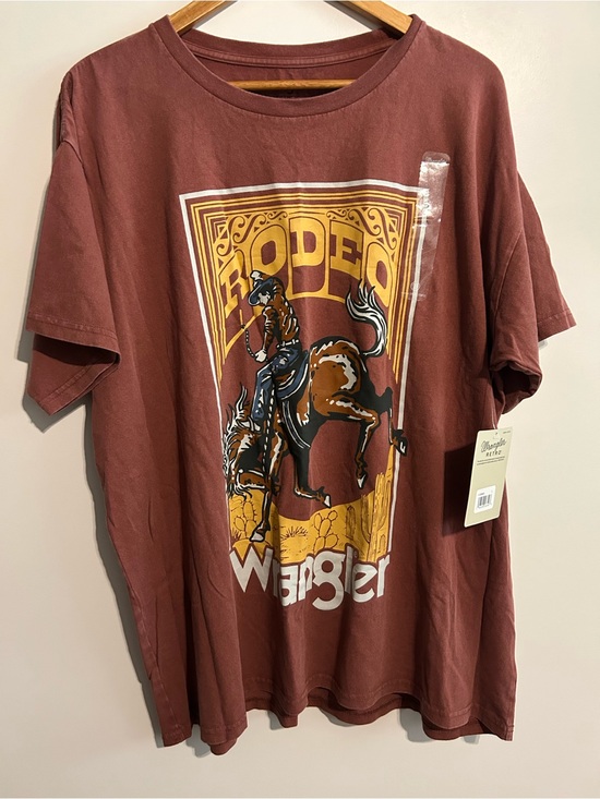 Wrangler Other - Wrangler Crew Neck Tee in Mauve Rust